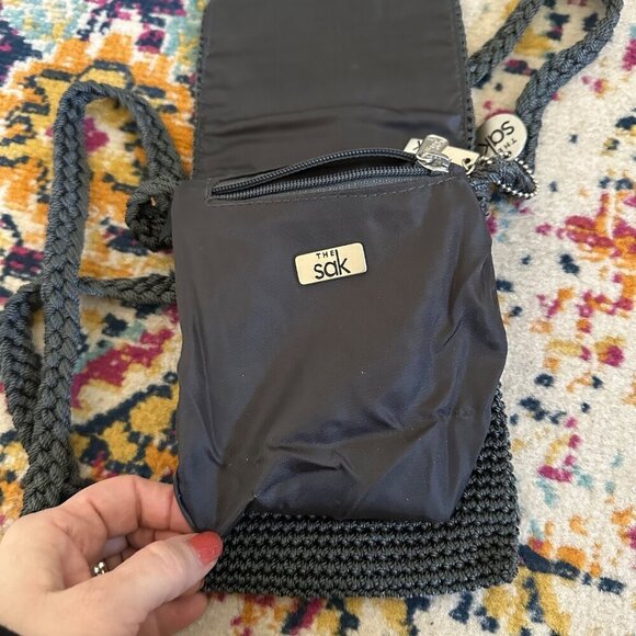The Sak Crochet Crossbody Bag Boho Beach Vacation Travel Zip Top Flap Cover Gray - Picture 5 of 7